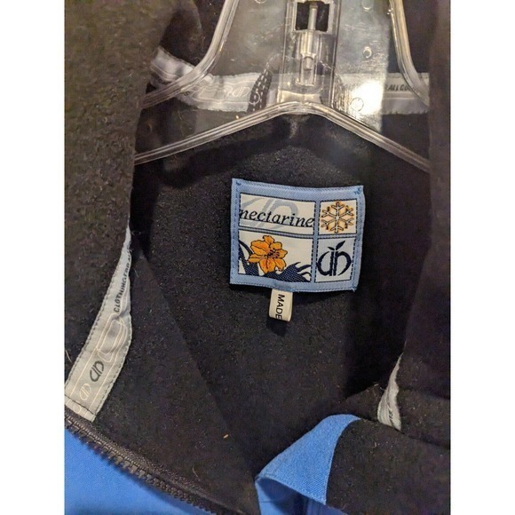 Nectarine Nylon Vest Soft Shell Fleece Lined Light Weight Blue Woman’s Medium - Picture 2 of 3